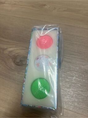 Lilly Pulitzer Pink, White, and Green Outdoor golf ball set brand new in box